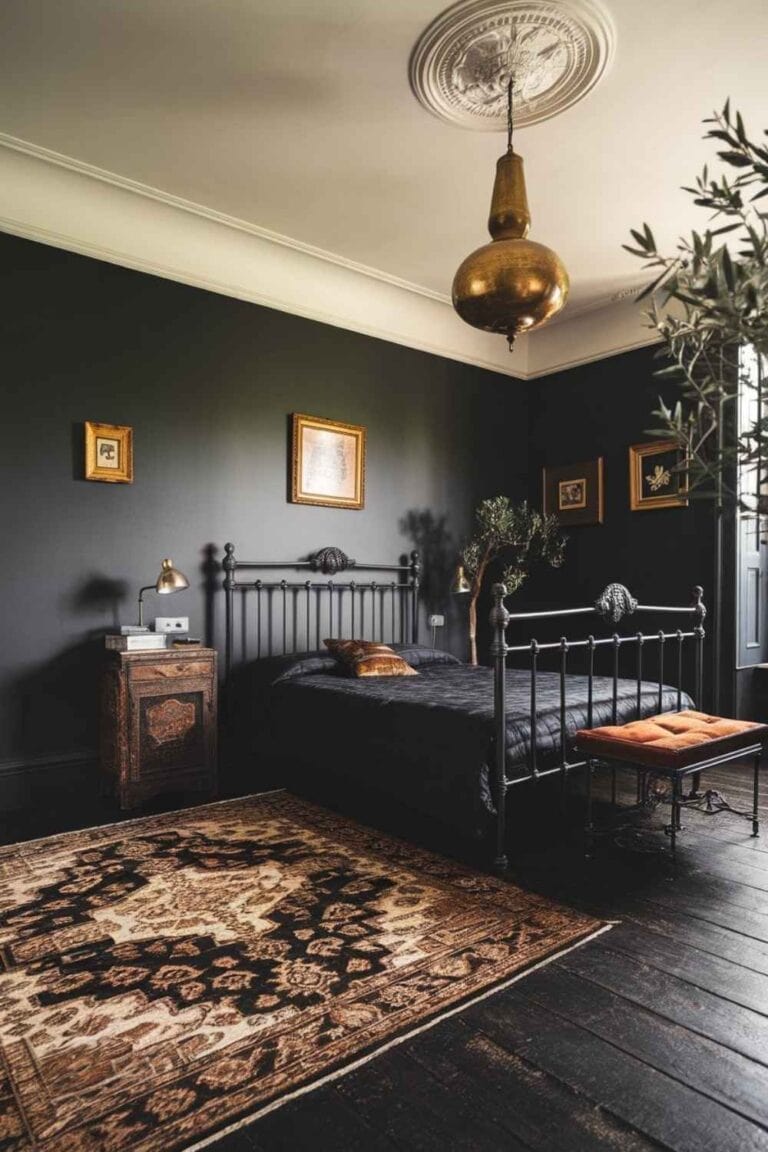 31 Striking Black Bedroom Ideas for a Luxe Look