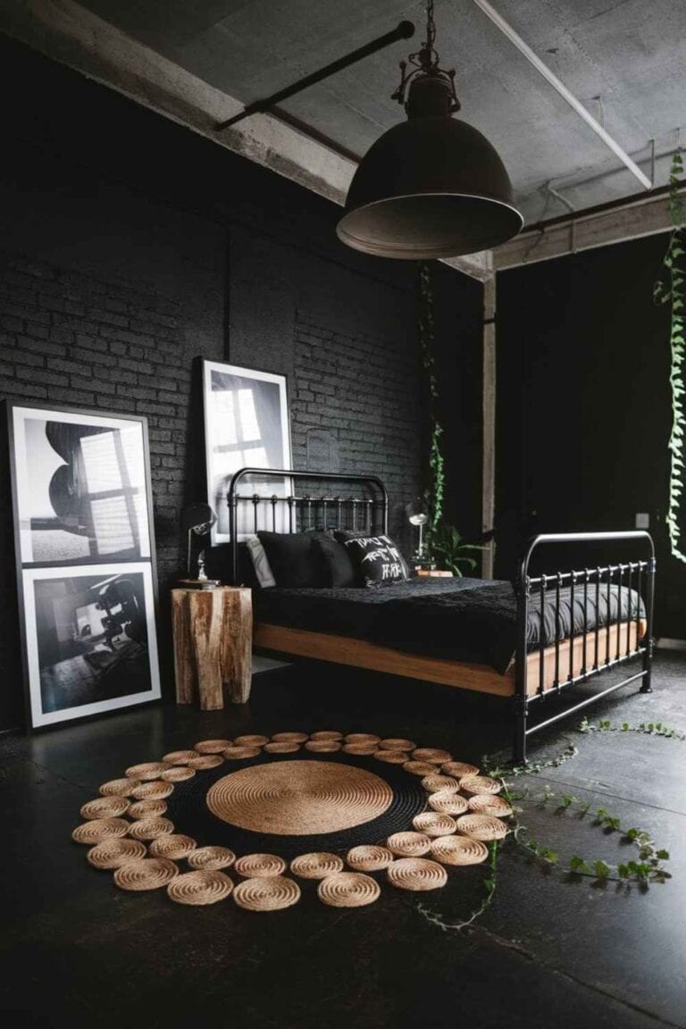 31 Striking Black Bedroom Ideas for a Luxe Look