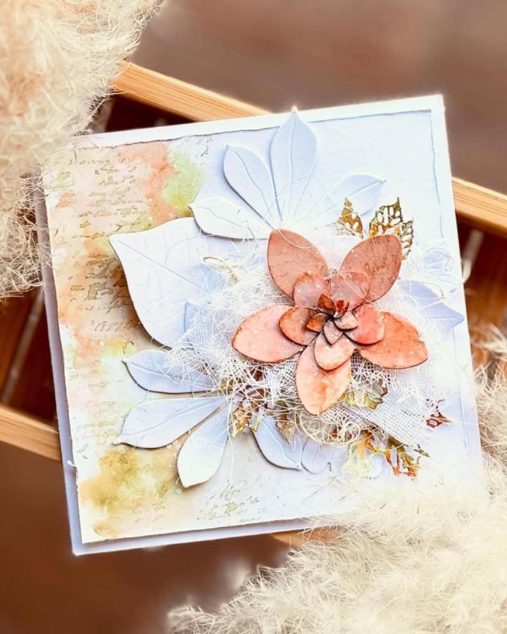 Peach and white layered flower paper craft with mesh and gold details from @li.l.a12. Artistic paper crafts for adults.