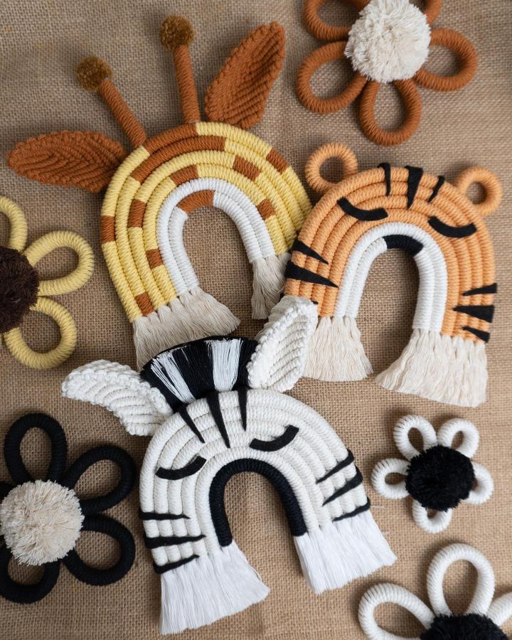 20 Macramé Animal Figures To Knot Into A Storybook Menagerie