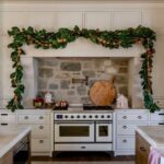 20 Christmas Kitchen Decor Ideas You’ll Want To Copy Immediately